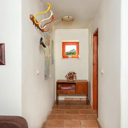 Casa de Férias Beautiful In Barban With Kitchen