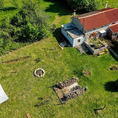 Beautiful In Barban With Kitchen Prázdninový dům